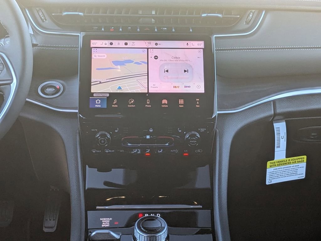 New 2025 Jeep Grand Cherokee Limited image 29