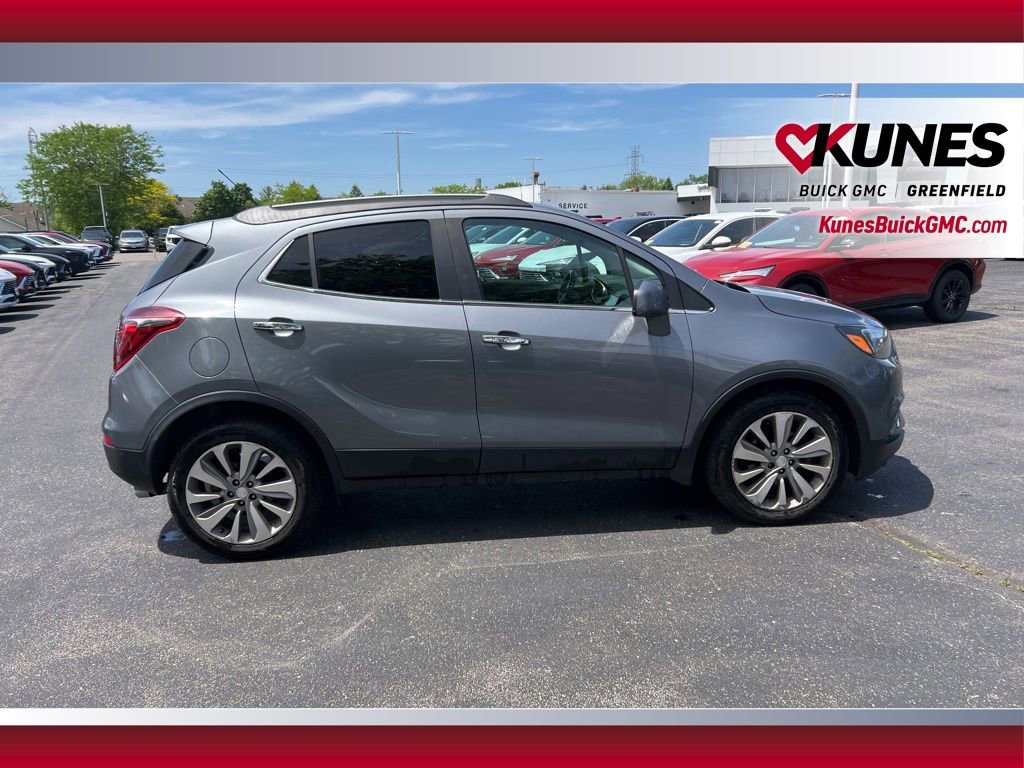 Used 2020 Buick Encore Preferred FWD image 3