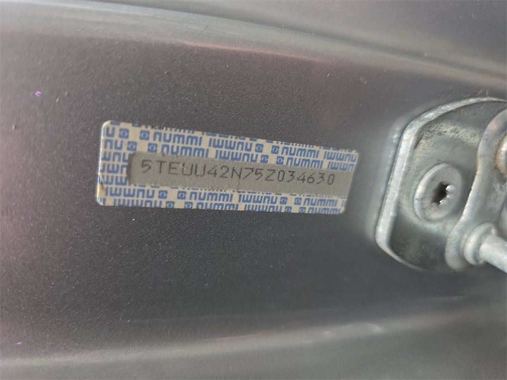 Used 2005 Toyota Tacoma 4x4 Access Cab image 35