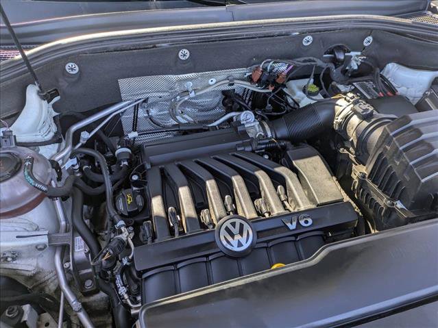 Used 2023 Volkswagen Atlas Cross Sport SEL Premium R-Line image 23
