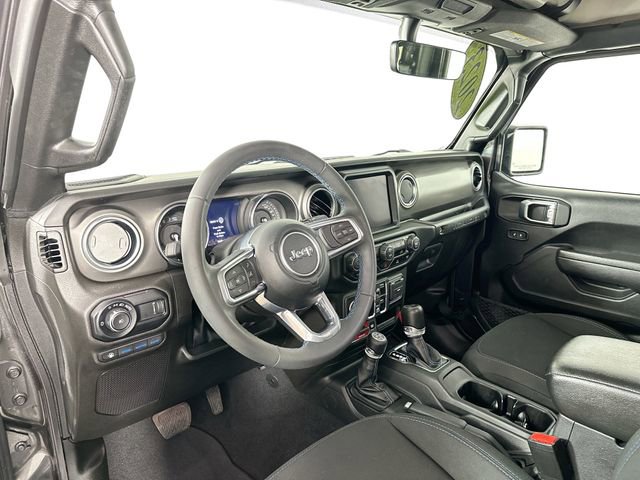 Used 2023 Jeep Wrangler Unlimited Rubicon 4xe AWD/4WD image 18