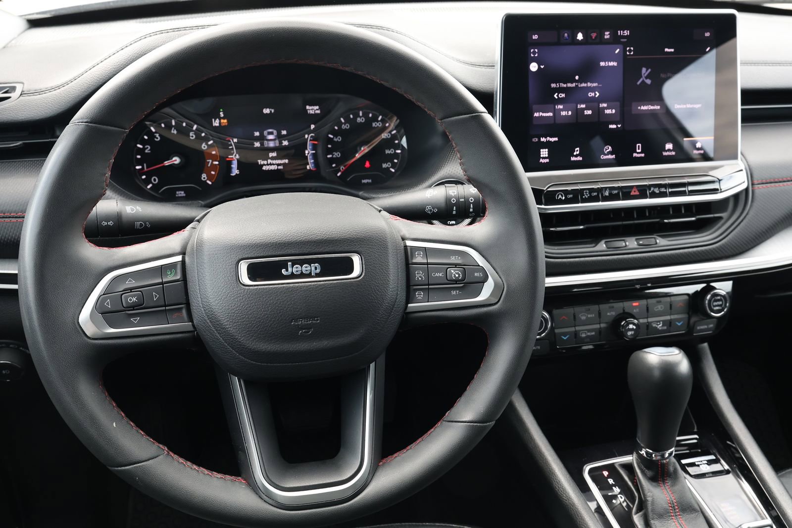 Used 2024 Jeep Compass Trailhawk image 16