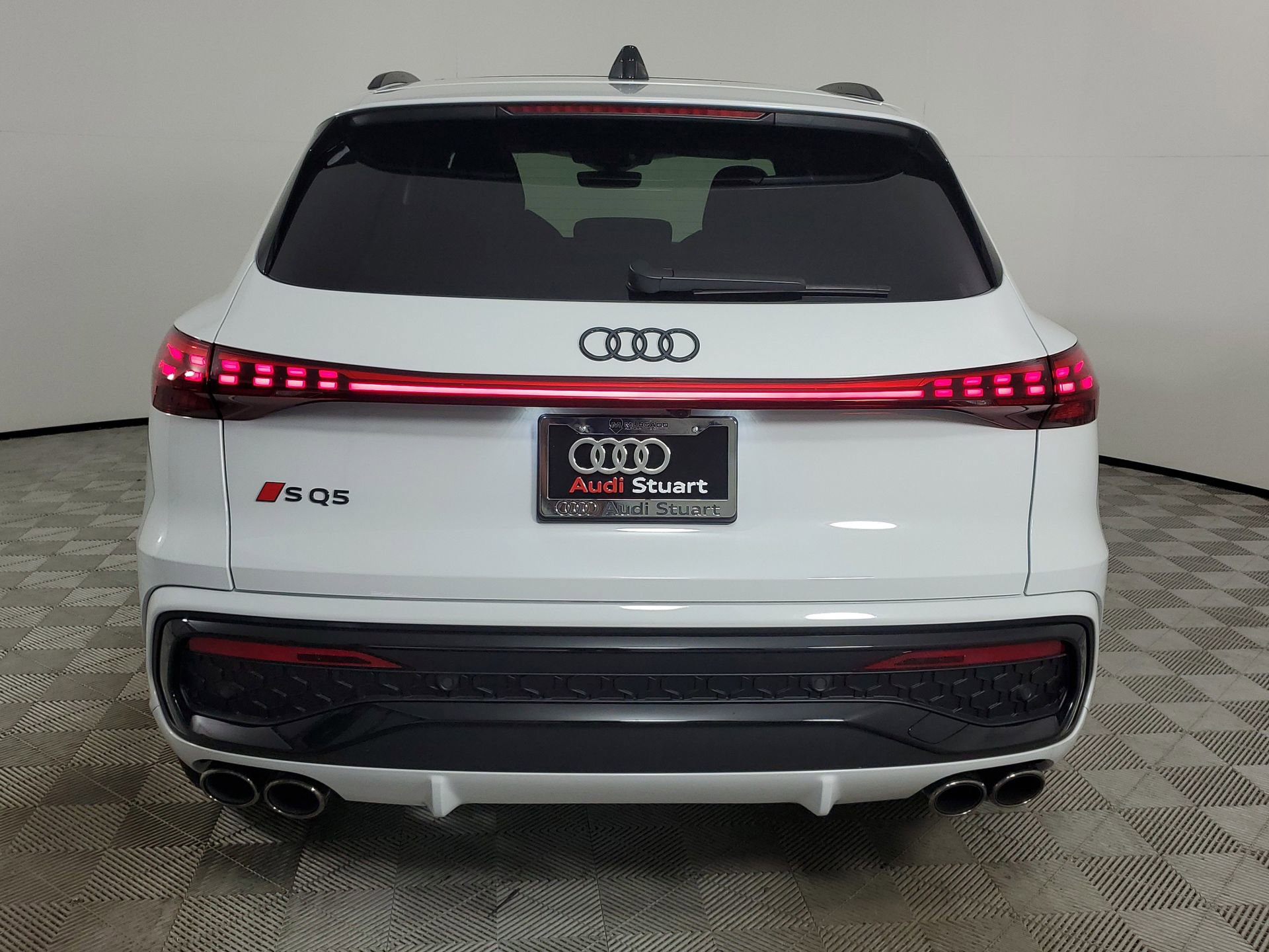 New 2025 Audi SQ5 Premium Plus image 9