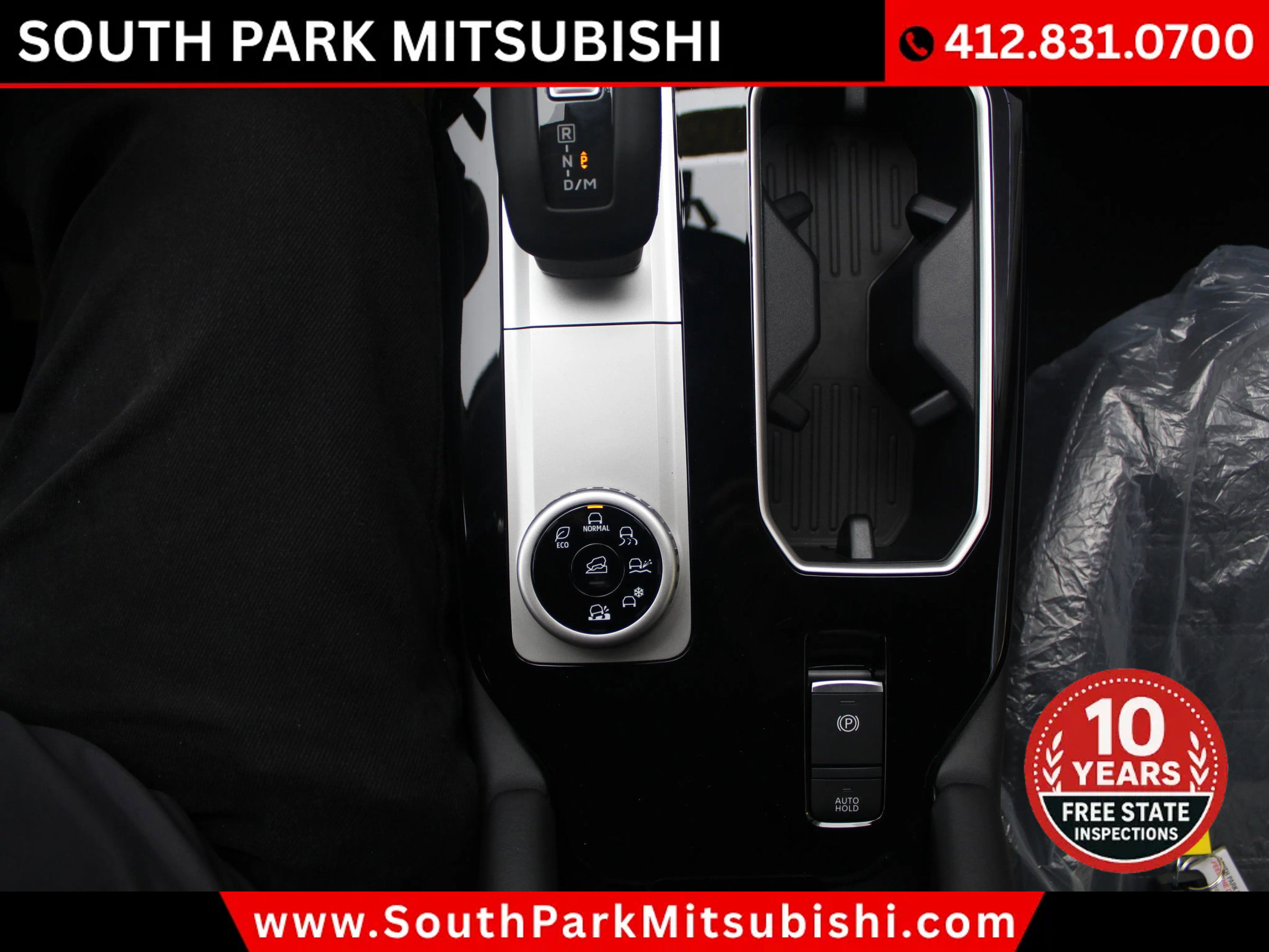 New 2025 Mitsubishi Outlander SE image 31