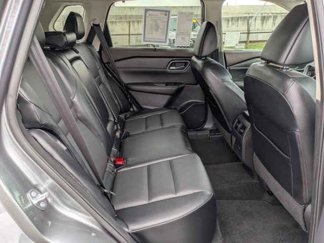 Used 2021 Nissan Rogue SV w/ Premium Package image 7