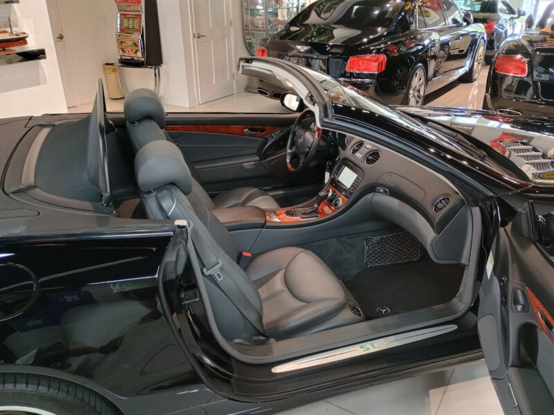 Used 2006 Mercedes-Benz SL 500 image 30