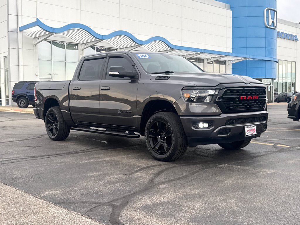 Used 2022 RAM 1500 Big Horn AWD/4WD image 3