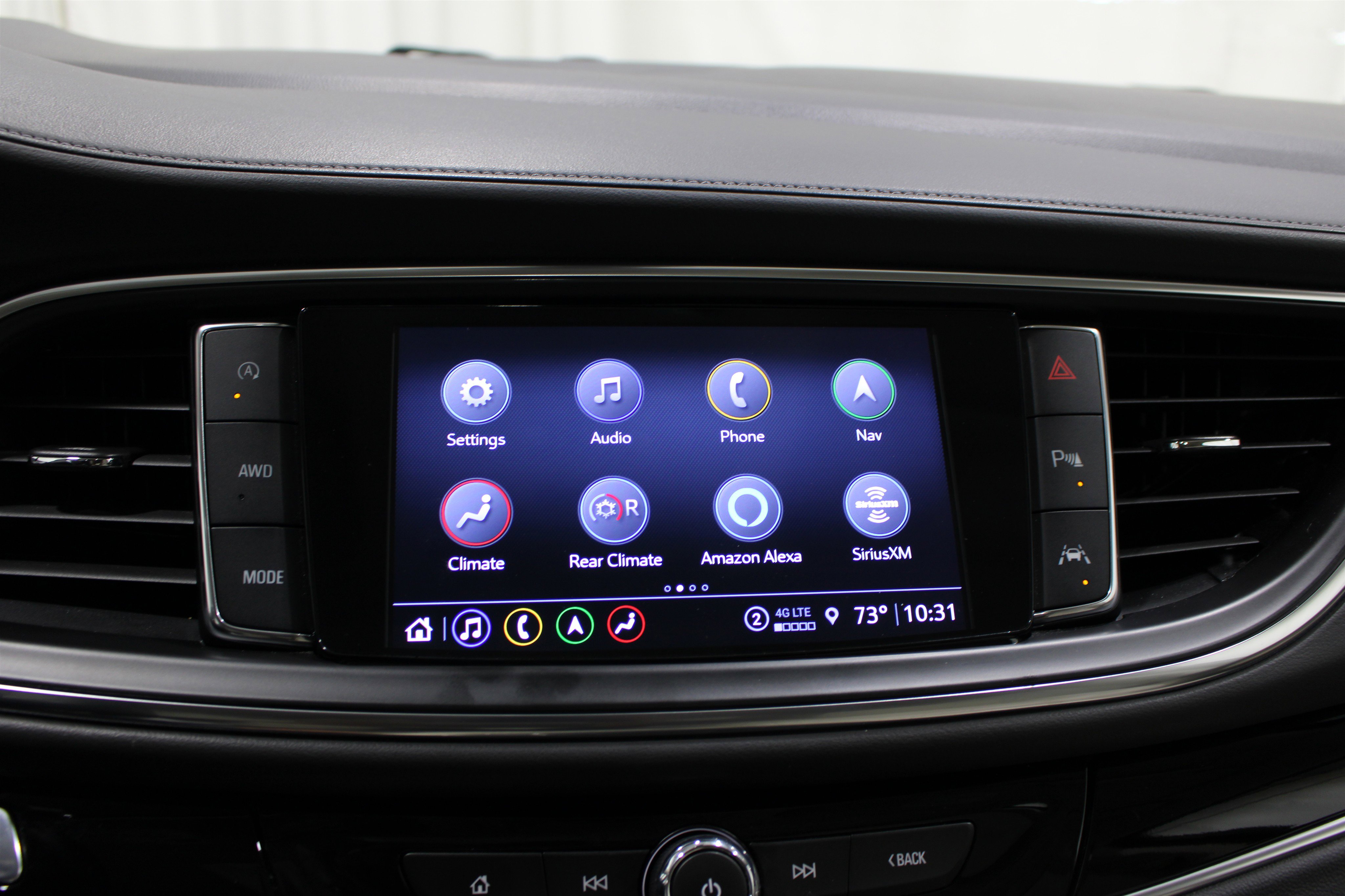Used 2022 Buick Enclave Avenir w/ Avenir Technology Package AWD/4WD image 8