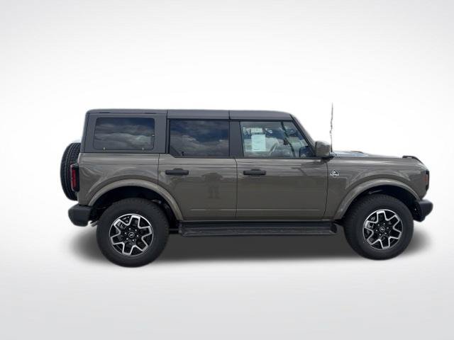 New 2026 Ford Bronco Outer Banks AWD/4WD image 12