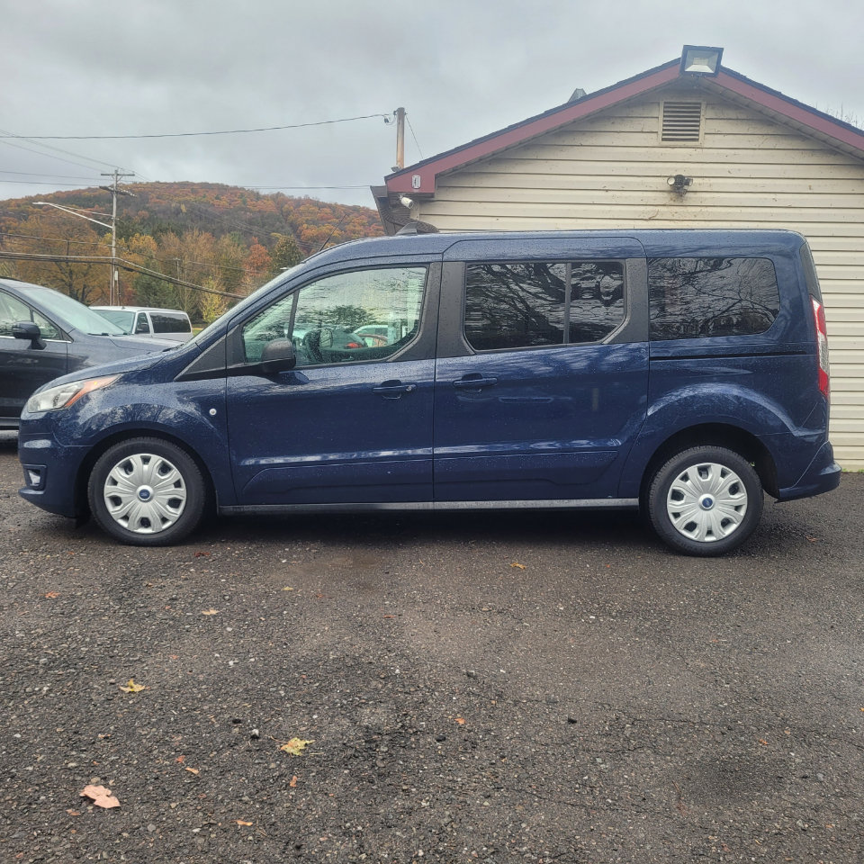 Used 2021 Ford Transit Connect XLT image 5