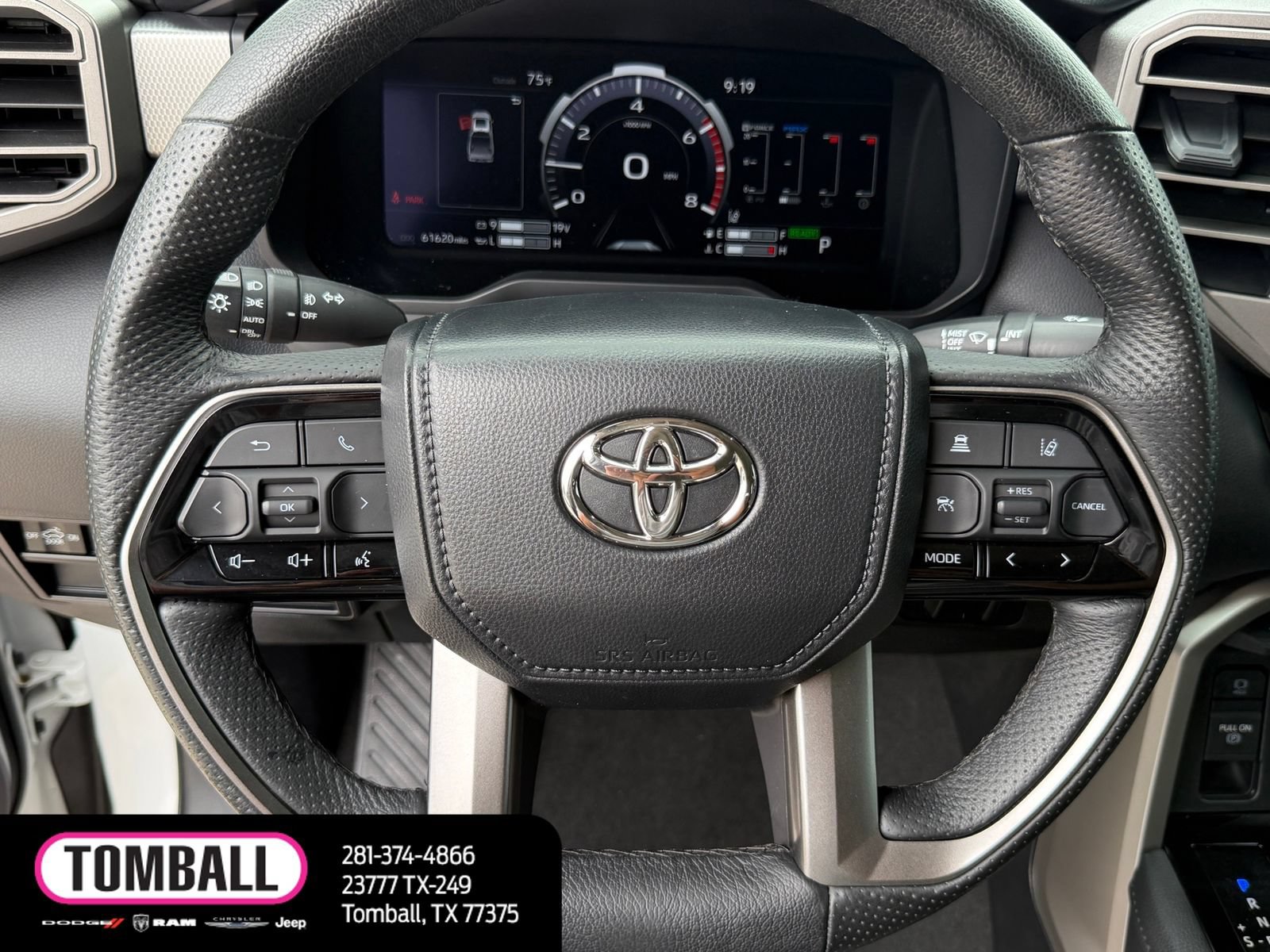 Used 2023 Toyota Tundra Limited AWD/4WD image 11