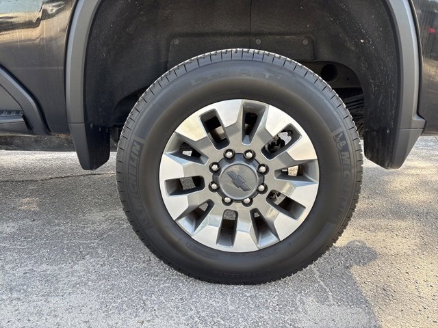 Used 2022 Chevrolet Silverado 2500 LT w/ Convenience Package image 20