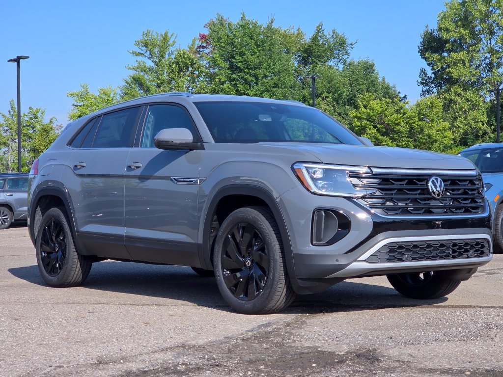 New 2026 Volkswagen Atlas Cross Sport SE AWD/4WD image 2