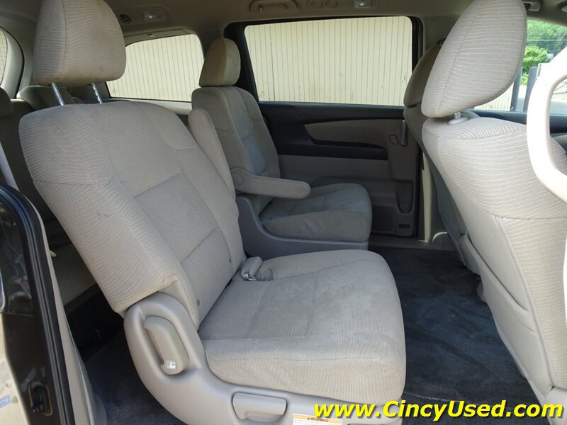 Used 2012 Honda Odyssey LX image 16