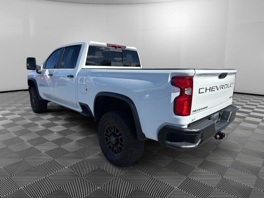 Used 2024 Chevrolet Silverado 2500 ZR2 image 5