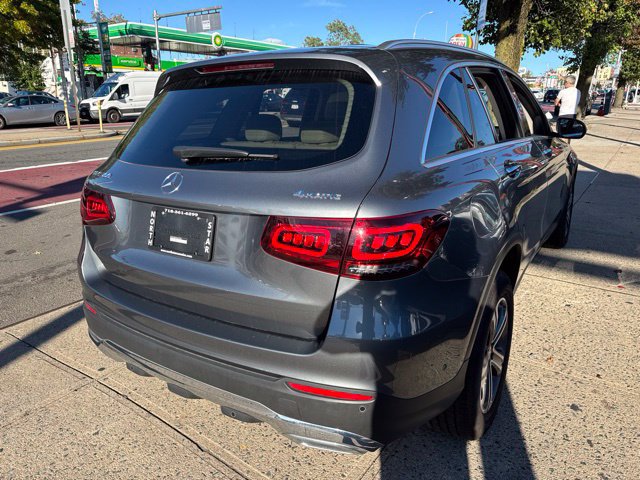 Used 2022 Mercedes-Benz GLC 300 4MATIC image 6