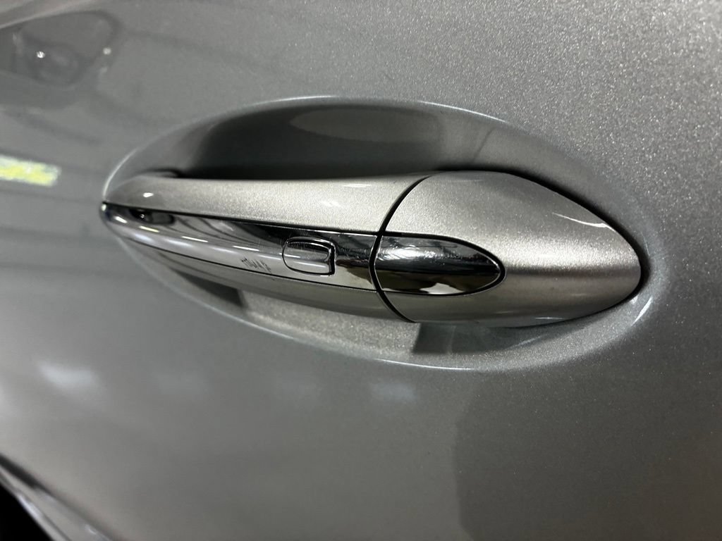 Used 2019 Buick Enclave Essence FWD image 15
