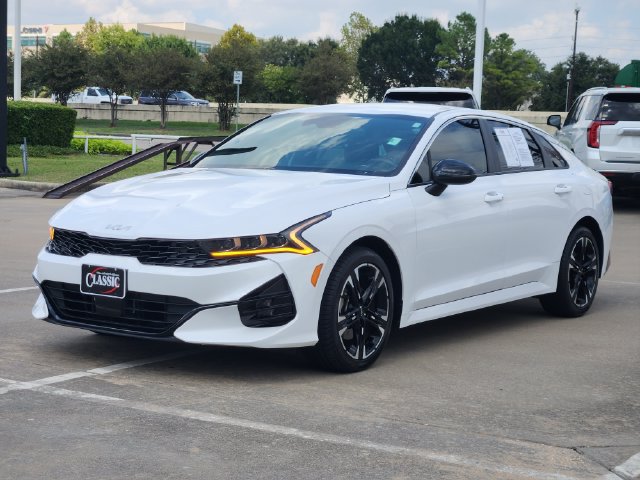 Used 2024 Kia K5 GT-Line w/ GT-Line Premium Package FWD image 3