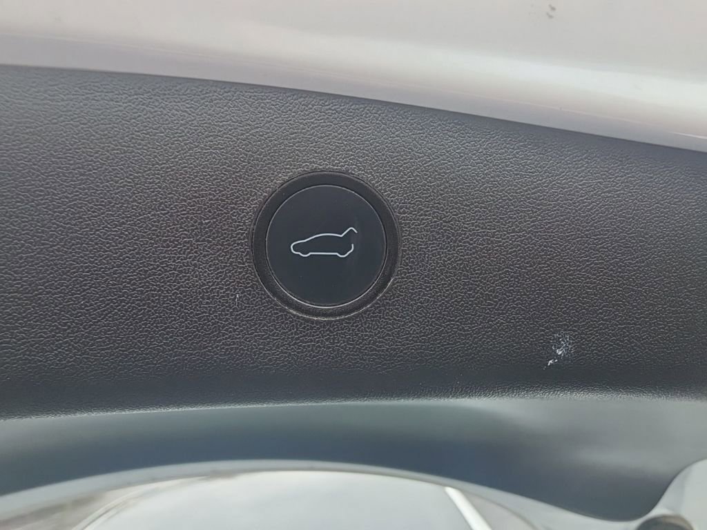 Used 2021 Tesla Model 3 Long Range image 38