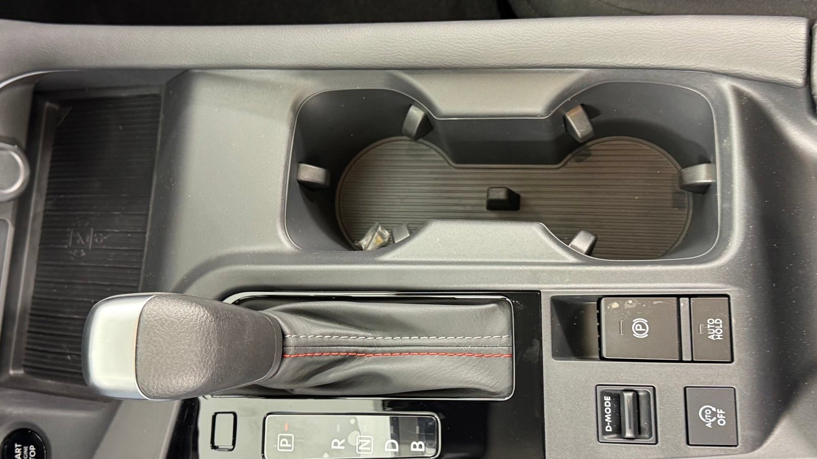 New 2026 Nissan Sentra SR w/ Floor Mat Package FWD image 26