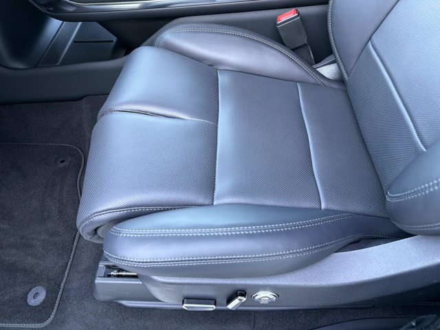 New 2026 Lincoln Navigator L Reserve w/ Jet Appearance Package AWD/4WD image 11
