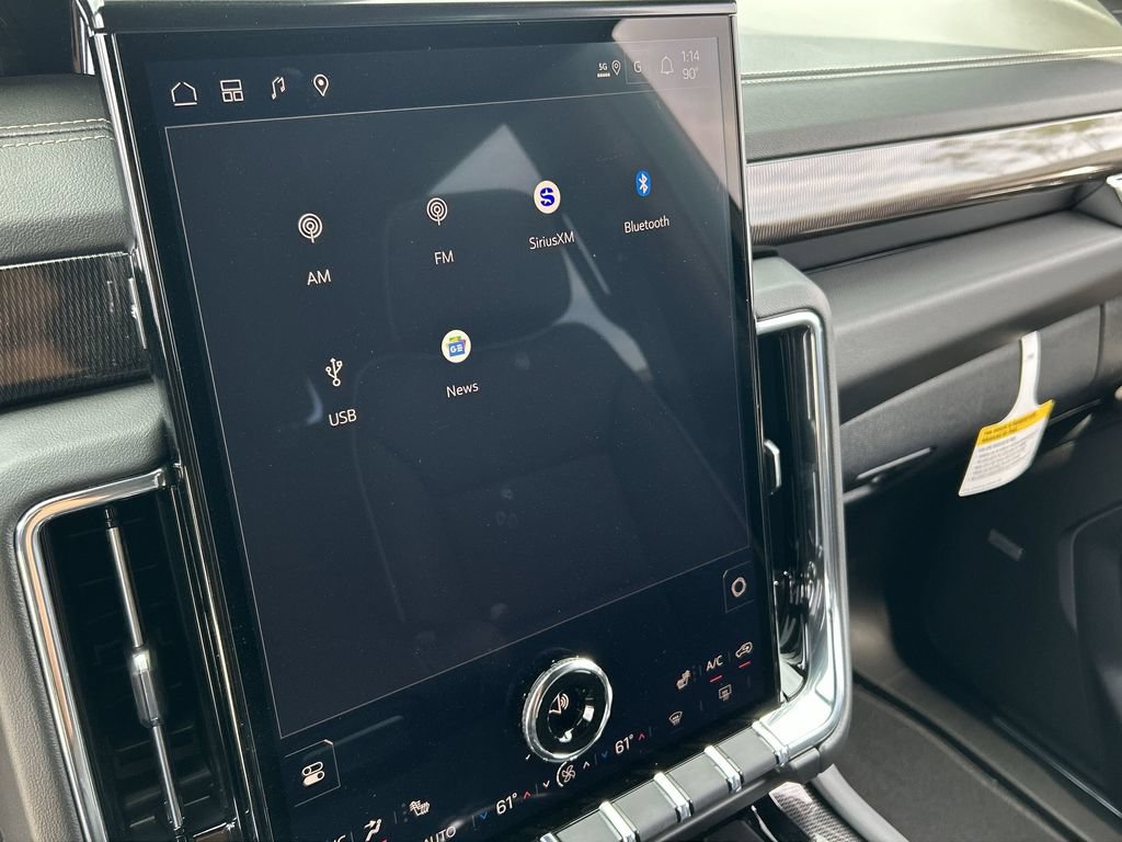 New 2026 GMC Yukon Elevation AWD/4WD image 13