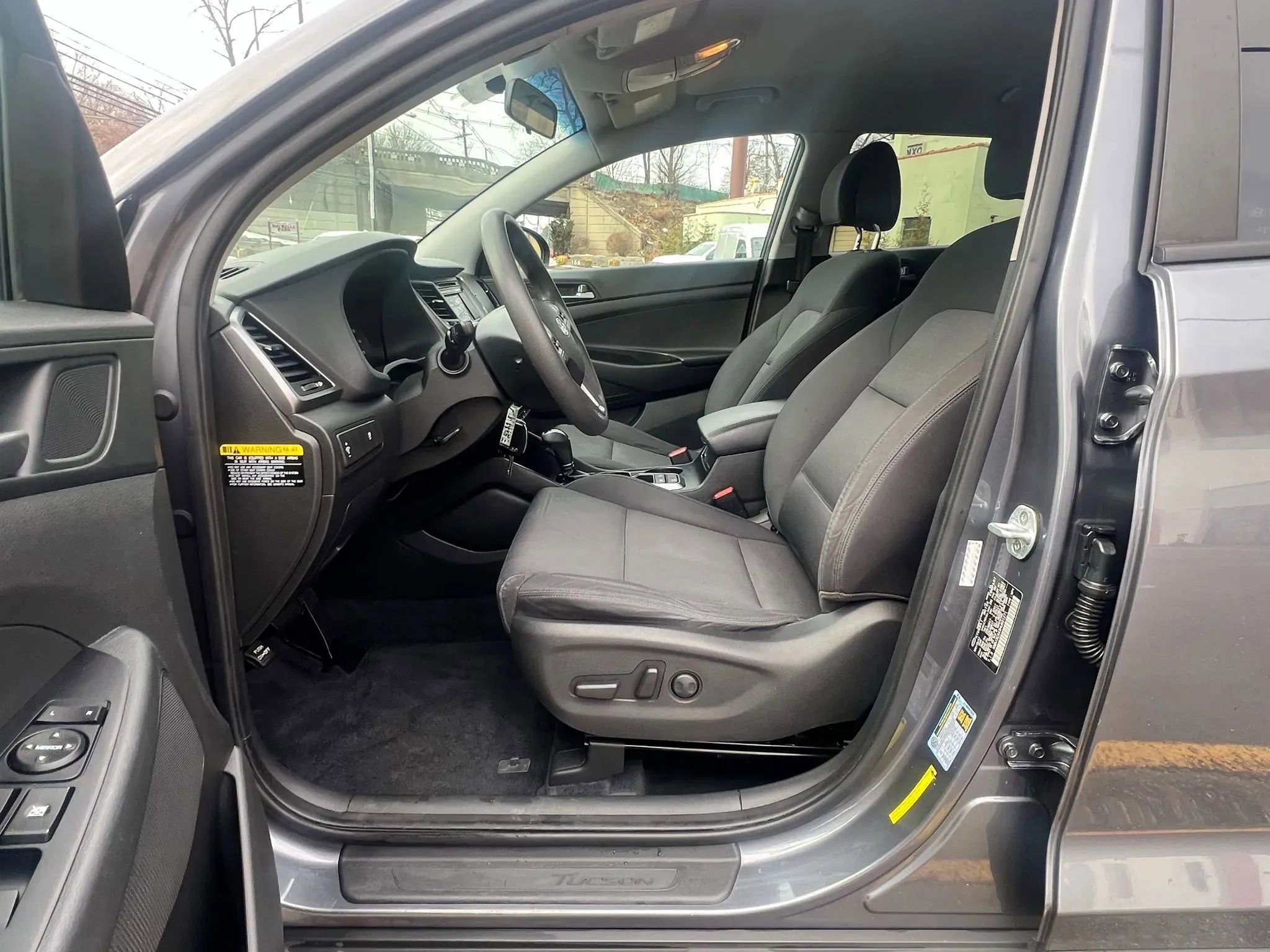 Used 2017 Hyundai Tucson SE image 27