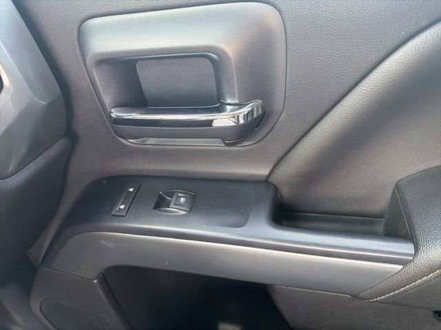 Used 2018 Chevrolet Silverado 1500 LT image 29