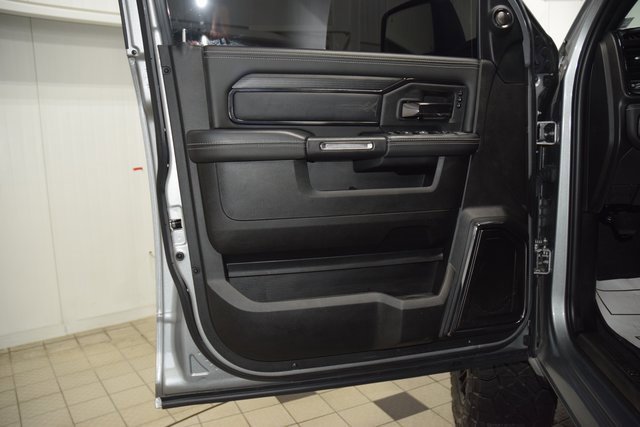 Used 2024 RAM 2500 Limited image 39