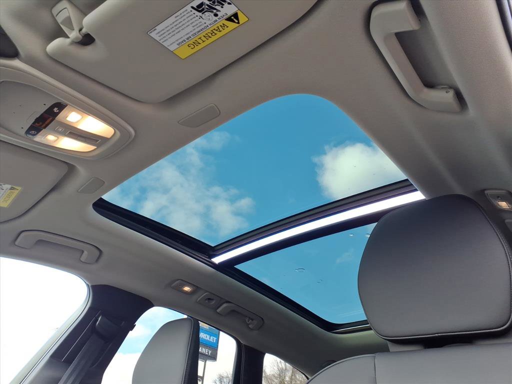 New 2026 Volvo XC60 B5 Core w/ Protection Package Premier image 8