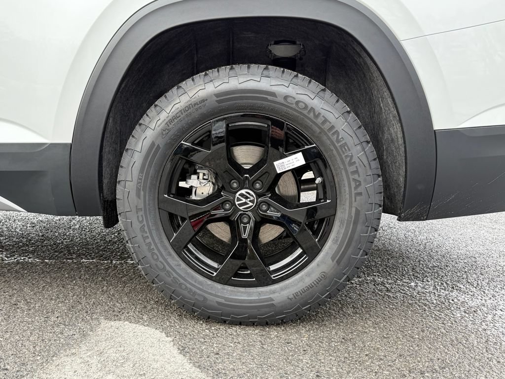 New 2026 Volkswagen Atlas Peak Edition AWD/4WD image 13