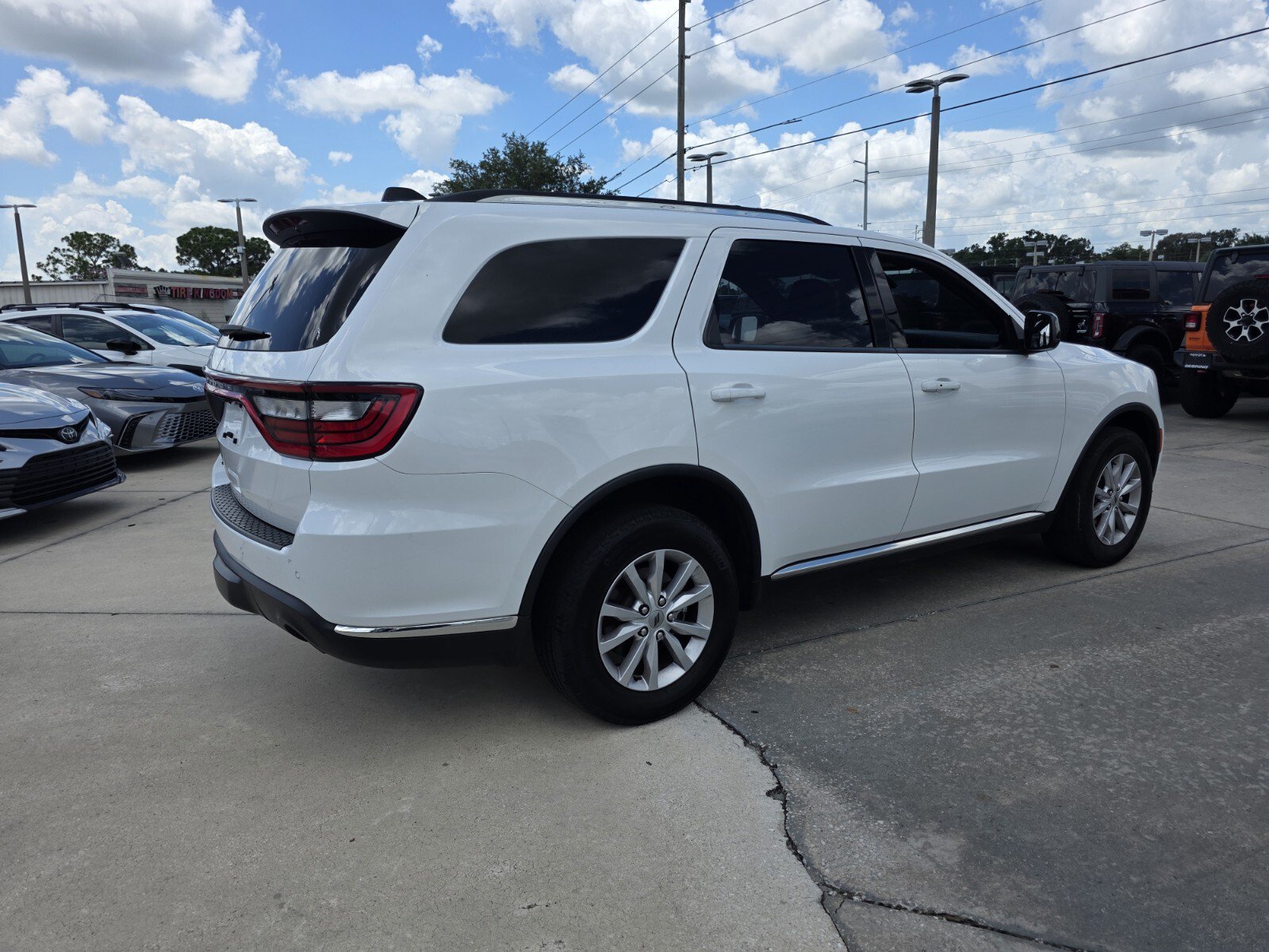 Used 2023 Dodge Durango SXT Launch Edition AWD/4WD image 6