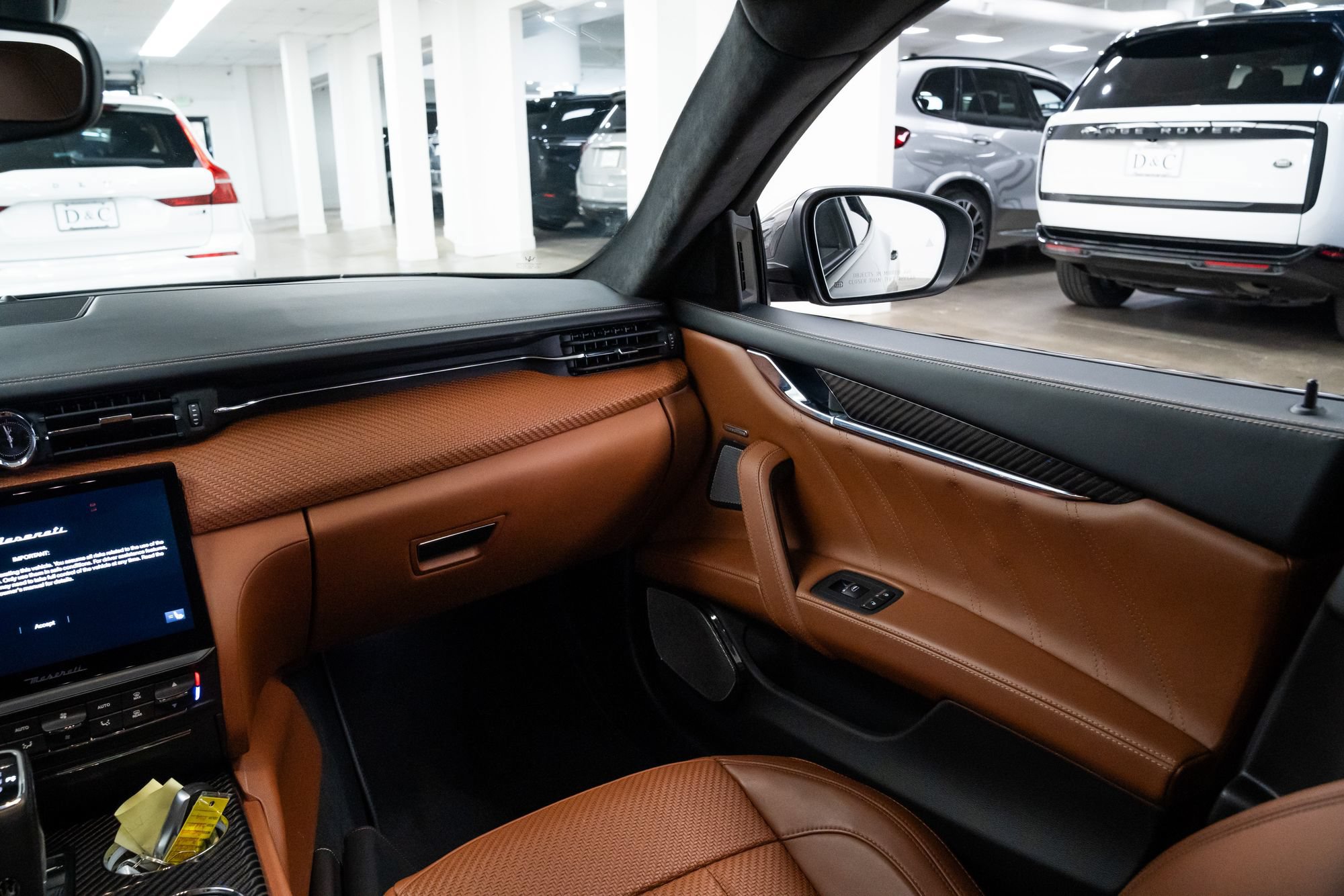 Used 2022 Maserati Quattroporte Trofeo RWD image 11