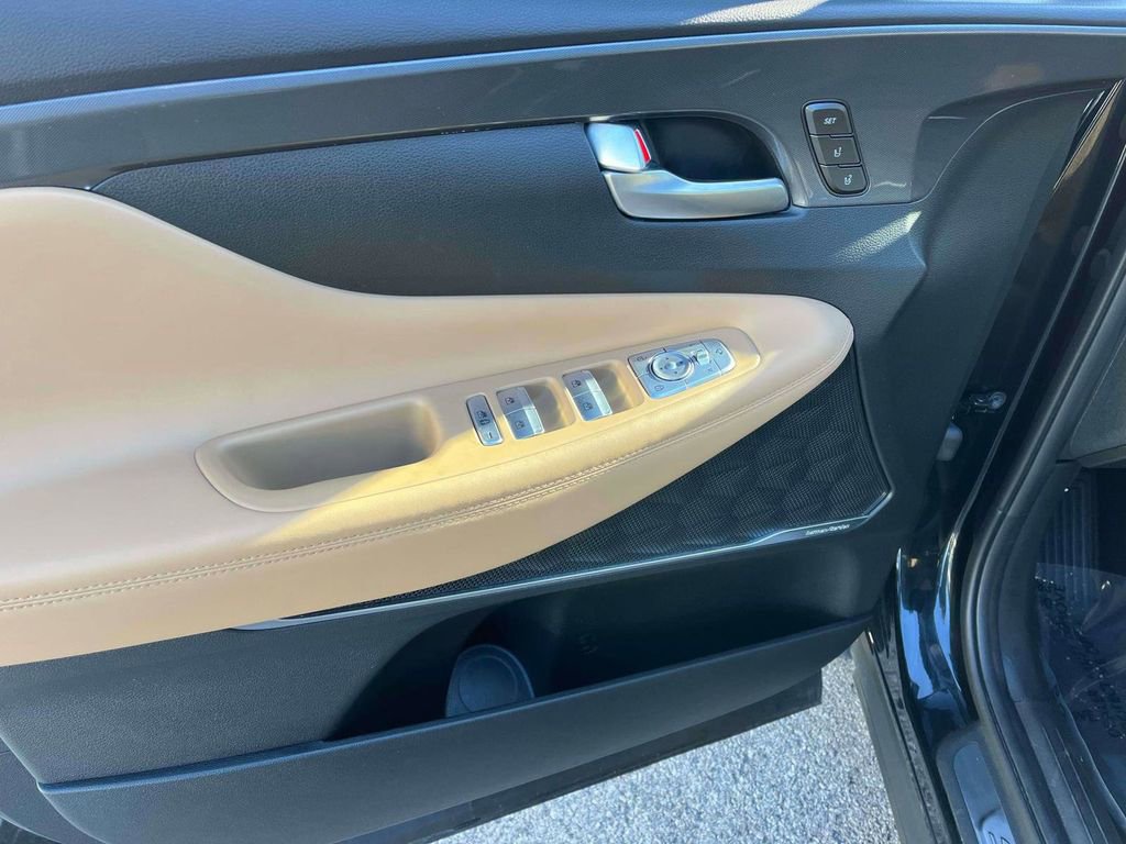 Used 2023 Hyundai Santa Fe Calligraphy image 13