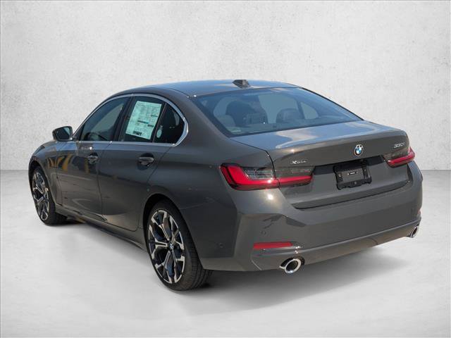 New 2026 BMW 330i xDrive Sedan w/ Premium Package AWD/4WD image 9