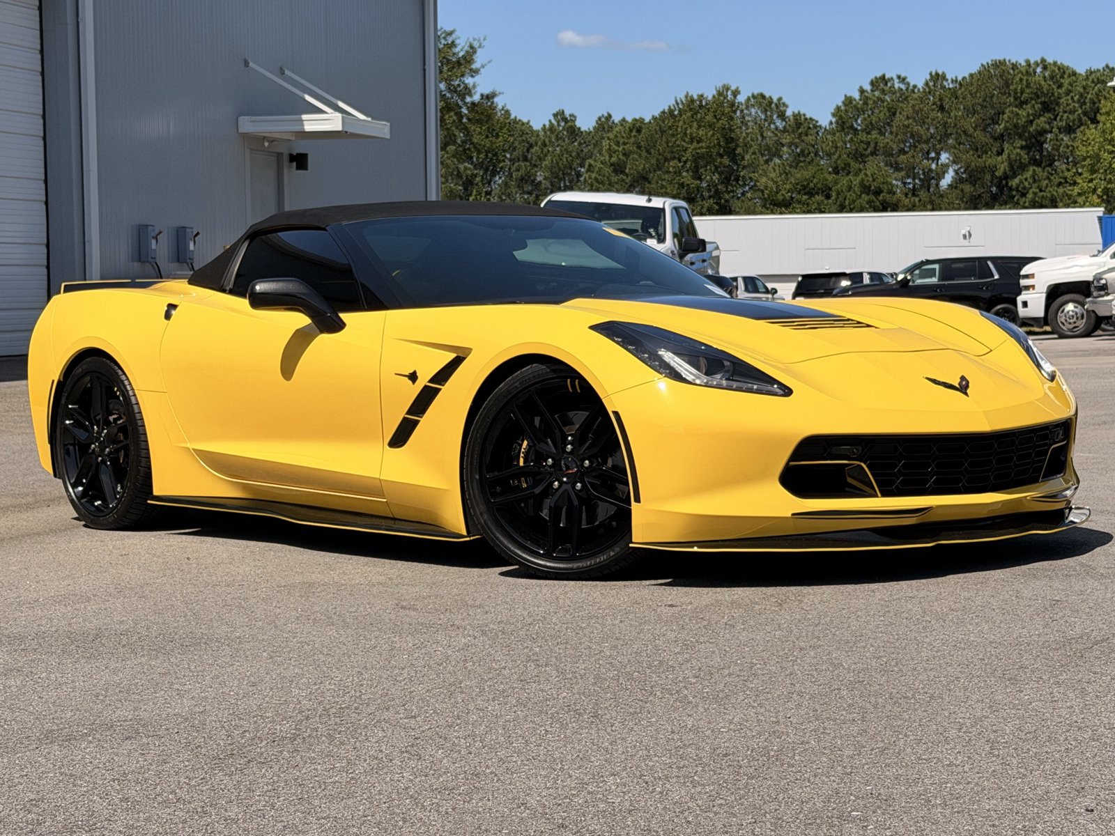 Used 2019 Chevrolet Corvette Stingray Convertible Z51 2LT RWD image 2