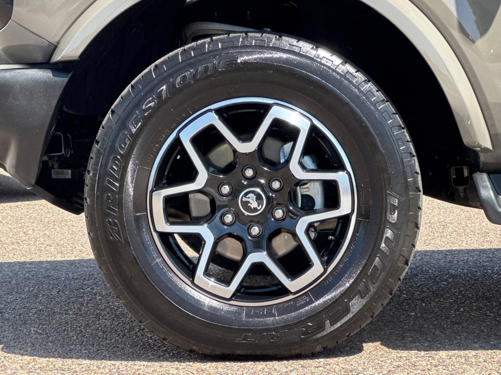 Used 2025 Ford Bronco Outer Banks AWD/4WD image 39