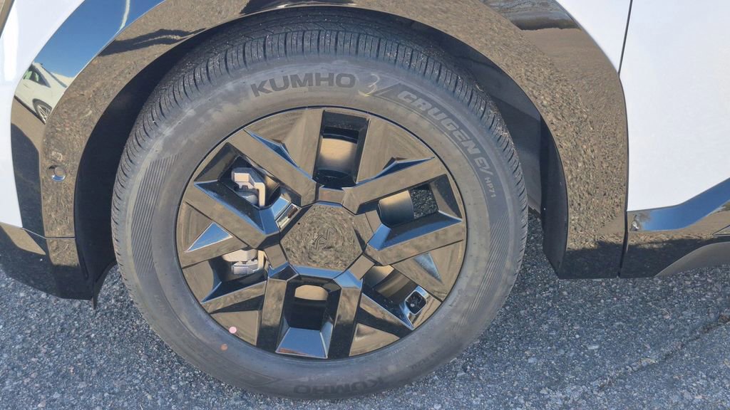 New 2026 Kia EV9 Land w/ Nightfall Edition Package image 19