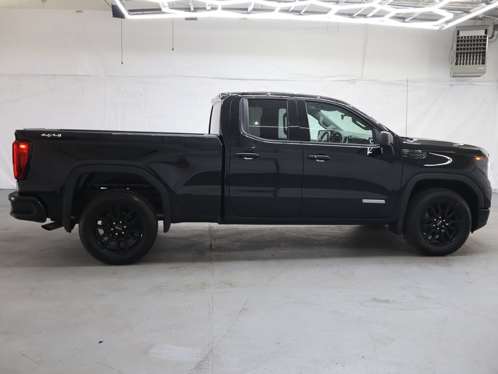 Used 2023 GMC Sierra 1500 Elevation AWD/4WD image 8
