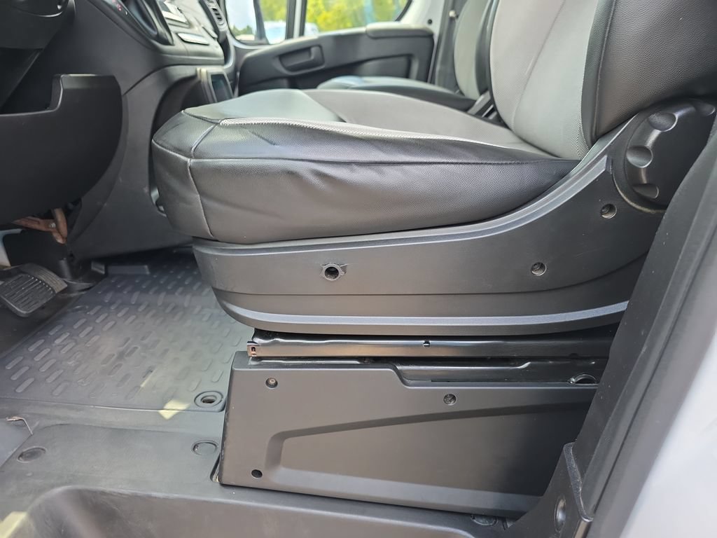 Used 2023 RAM ProMaster 2500 FWD image 12