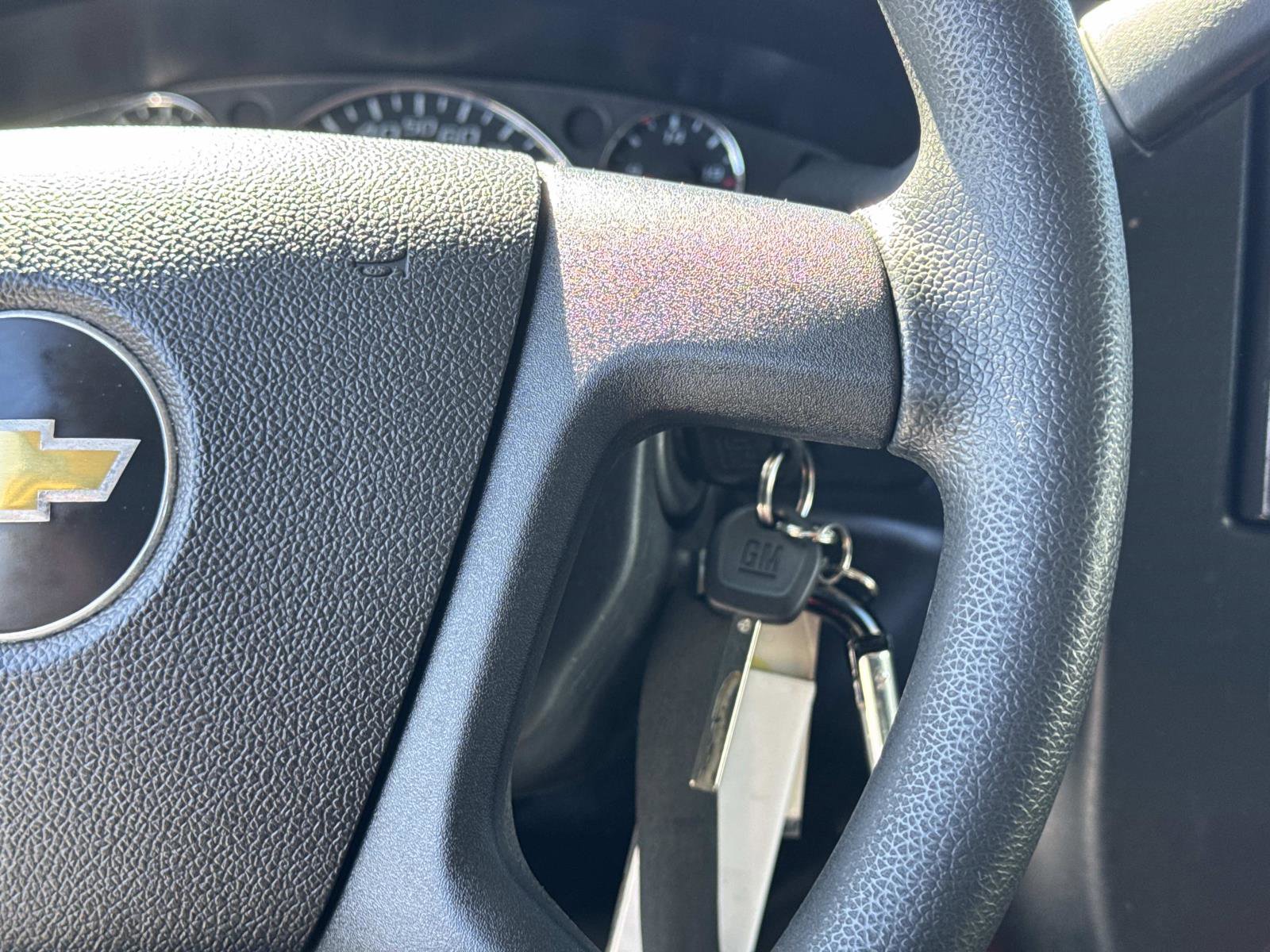 Used 2020 Chevrolet Express 2500 w/ Driver Convenience Package image 8