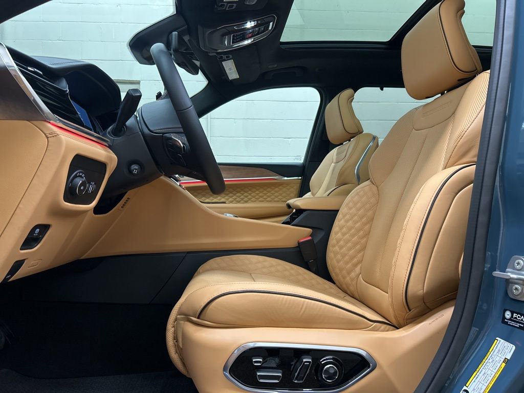 New 2026 Jeep Grand Cherokee Summit w/ Adv Protech Group IV image 7