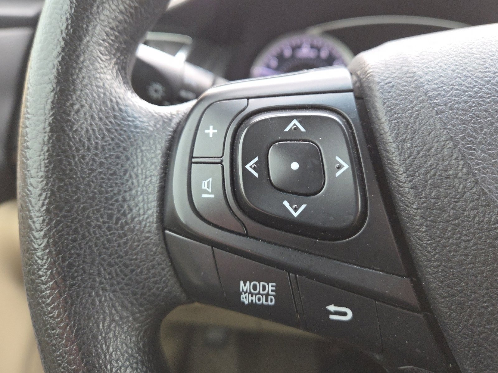 Used 2016 Toyota Camry LE image 31