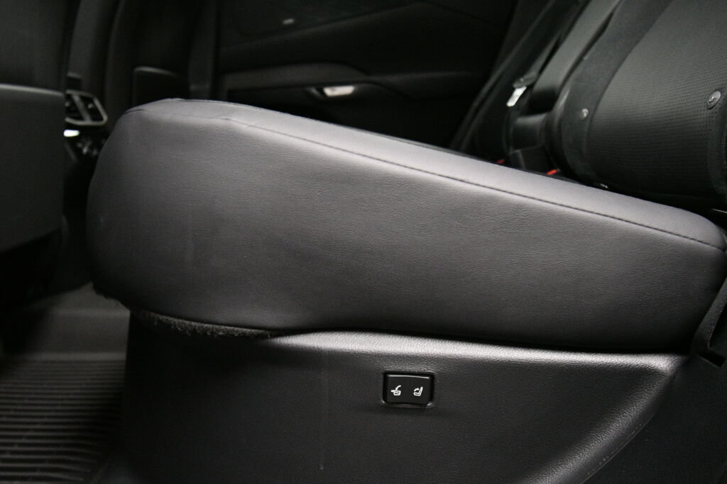 Used 2023 Lexus RX 350 AWD w/ Accessory Package image 22