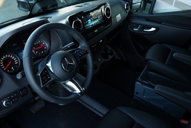 New 2026 Mercedes-Benz Sprinter 2500 image 2