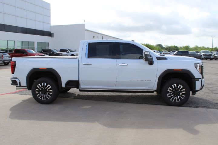 New 2026 GMC Sierra 2500 Denali Ultimate AWD/4WD image 6