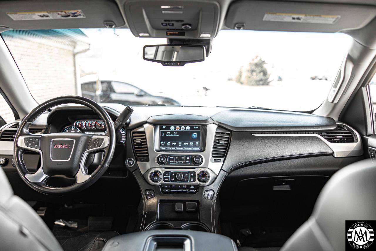 Used 2018 GMC Yukon XL SLT w/ Premium Edition AWD/4WD image 25