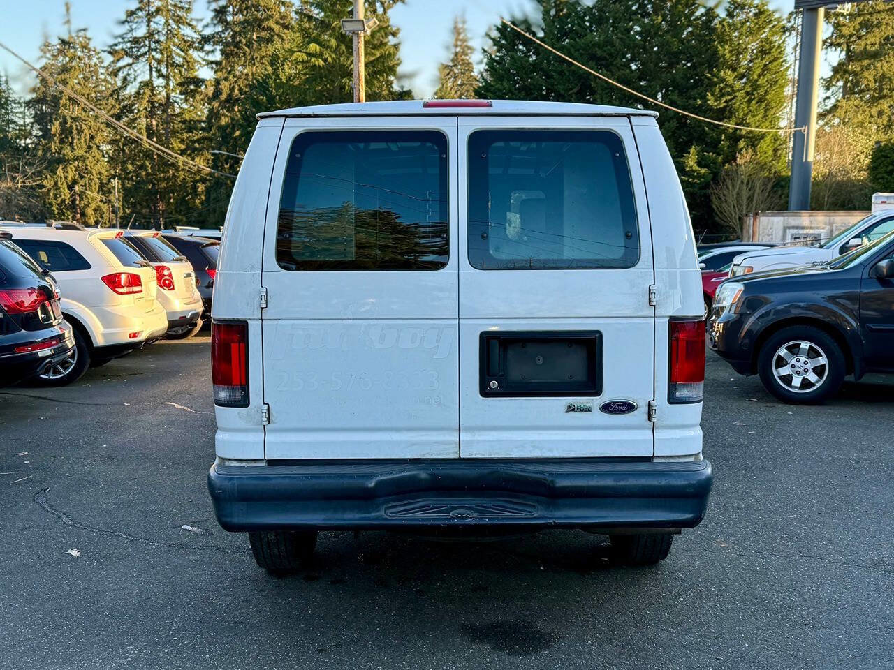 Used 2011 Ford E-250 and Econoline 250 w/ PWR Group RWD image 5