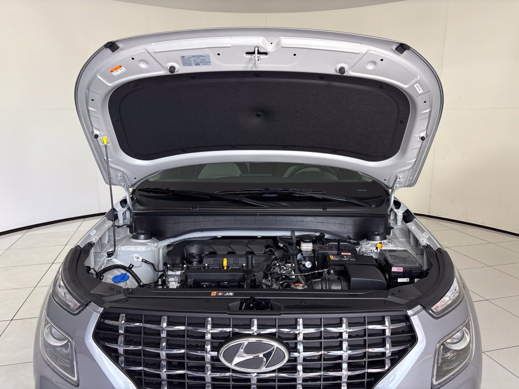 New 2026 Hyundai Venue SEL FWD image 11