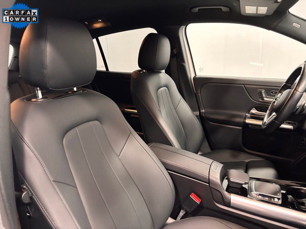 Certified 2023 Mercedes-Benz GLA 250 4MATIC image 18